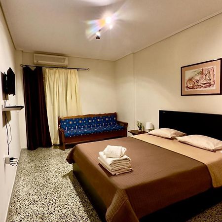 Loutraki Suites エクステリア 写真