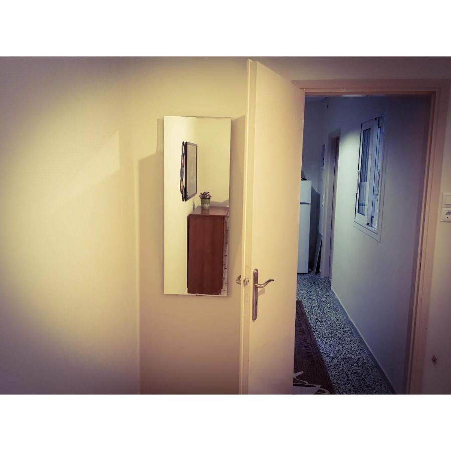 Loutraki Suites エクステリア 写真